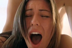 美女 free 18 video Porn