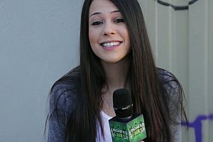 A级女人bb图片 Porn