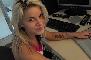 亚裔evelynlin毛片 Porn